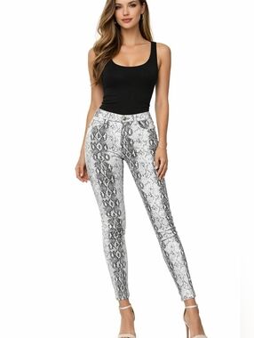 Nicole Miller Snakeskin.‎ soho  skinny jeans 12